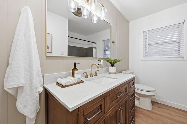 816 Green Cove Lane, Dallas, TX 75232