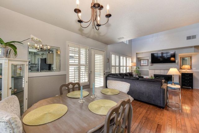 919 Blue Rapids Dr, Folsom, CA 95630