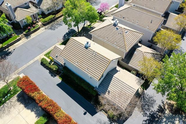 919 Blue Rapids Dr, Folsom, CA 95630