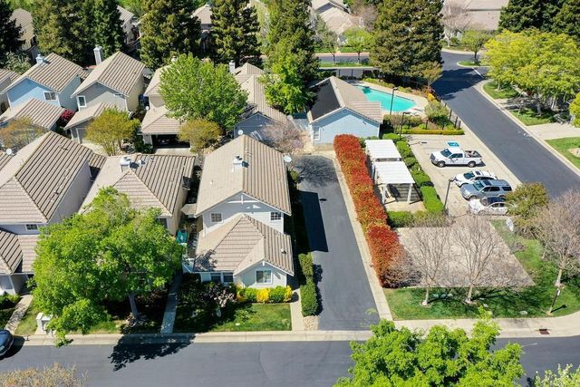 919 Blue Rapids Dr, Folsom, CA 95630