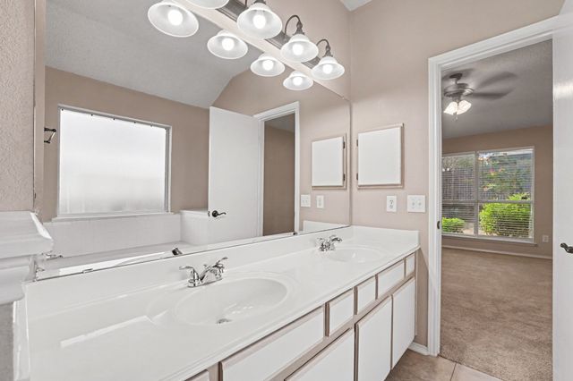 1010 Barkridge Drive, Mckinney, TX 75069