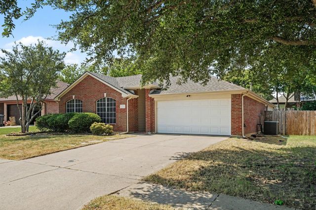 1010 Barkridge Drive, Mckinney, TX 75069