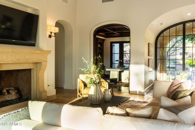 18826 N 101ST Place, Scottsdale, AZ 85255