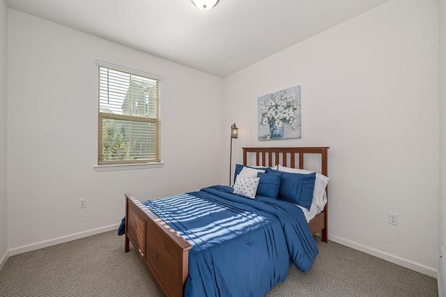 9299 Mystic Lake Aly, Sacramento, CA 95829
