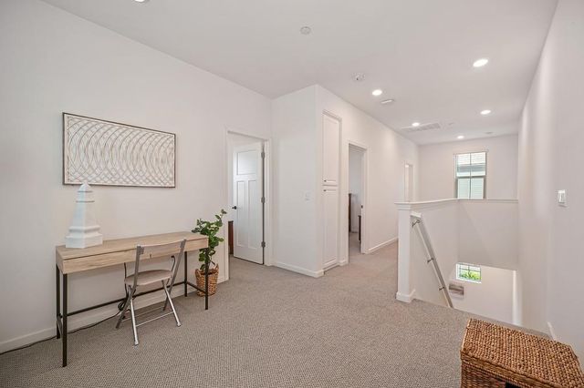 9299 Mystic Lake Aly, Sacramento, CA 95829