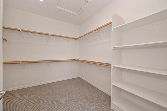9299 Mystic Lake Aly, Sacramento, CA 95829