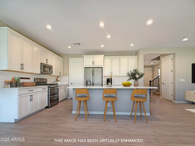 18902 W CLINTON Street, Surprise, AZ 85388