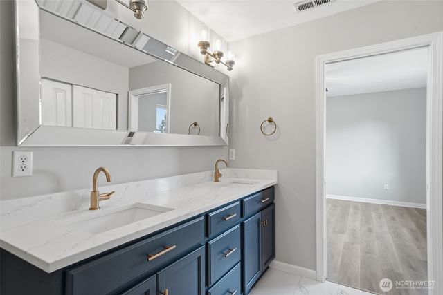2271 SE Upchurch Way, Port Orchard, WA 98366