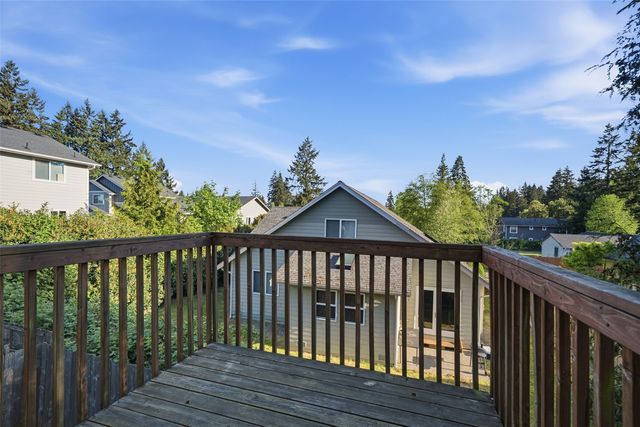 2271 SE Upchurch Way, Port Orchard, WA 98366