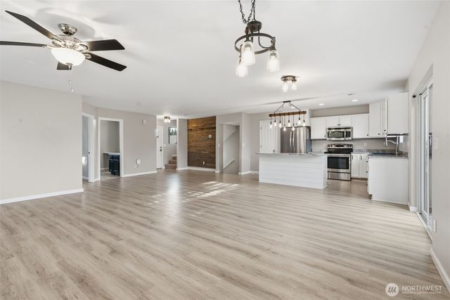 2271 SE Upchurch Way, Port Orchard, WA 98366