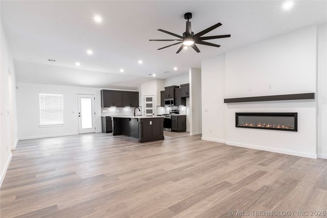 2417 W Main Street, Collinsville, OK 74021