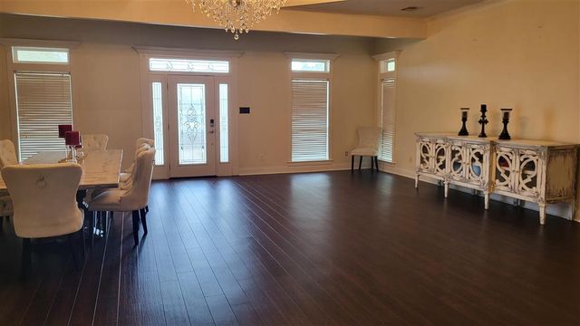 6900 Shadow Lane, Lake Charles, LA 70605