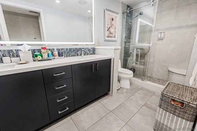 1205 Pacific Hwy 2906, San Diego, CA 92101