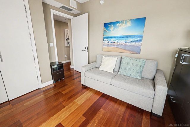 1205 Pacific Hwy 2906, San Diego, CA 92101