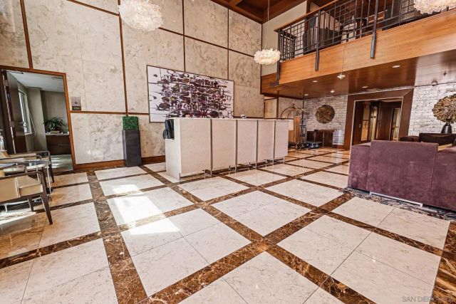 1205 Pacific Hwy 2906, San Diego, CA 92101