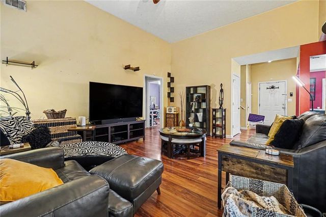 1072 Pennsylvania Run, Lawrenceville, GA 30043