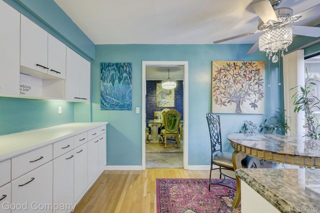 7105 Pebble Park Drive, West Bloomfield Charter Township, MI 48322