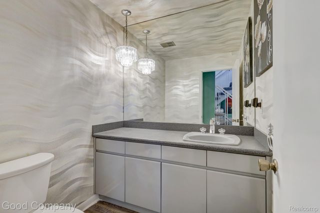 7105 Pebble Park Drive, West Bloomfield Charter Township, MI 48322