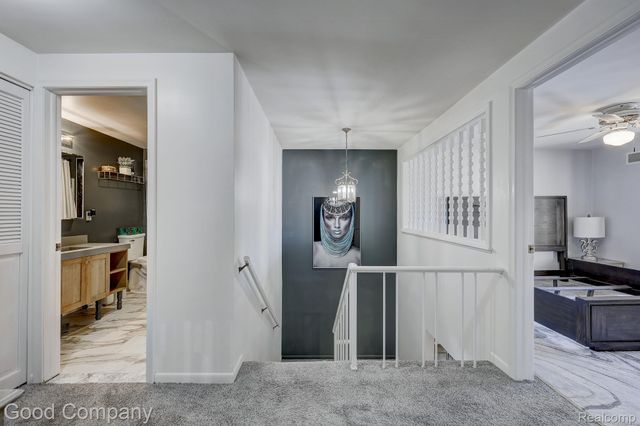 7105 Pebble Park Drive, West Bloomfield Charter Township, MI 48322