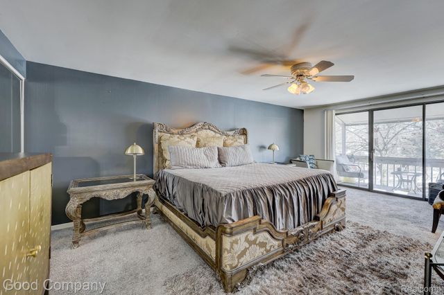 7105 Pebble Park Drive, West Bloomfield Charter Township, MI 48322