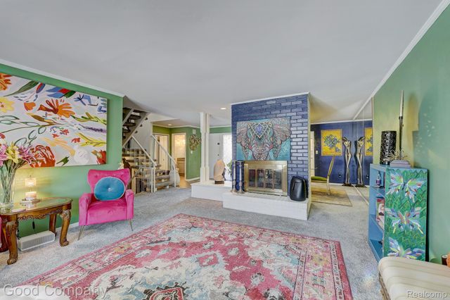 7105 Pebble Park Drive, West Bloomfield Charter Township, MI 48322