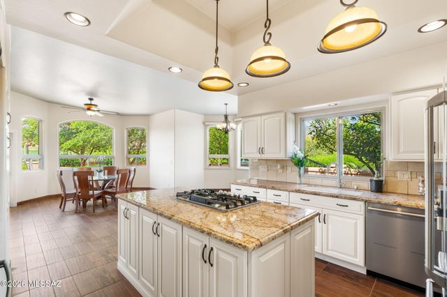 6060 N Vía Del Tecaco, Tucson, AZ 85718