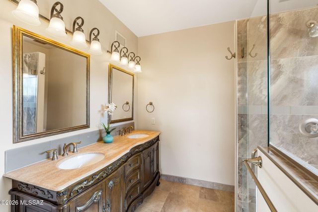 6060 N Vía Del Tecaco, Tucson, AZ 85718