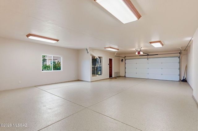 6060 N Vía Del Tecaco, Tucson, AZ 85718