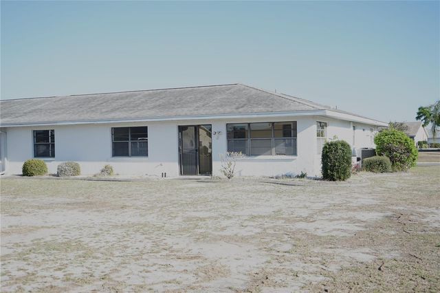 302 BRYCE COURT, Sun City Center, FL 33573