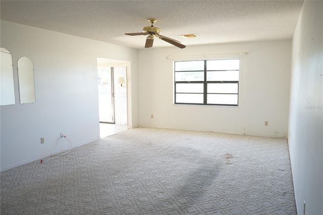 302 BRYCE COURT, Sun City Center, FL 33573