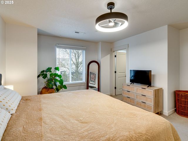 7016 S 11TH St, Ridgefield, WA 98642