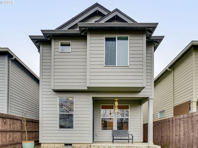 7016 S 11TH St, Ridgefield, WA 98642