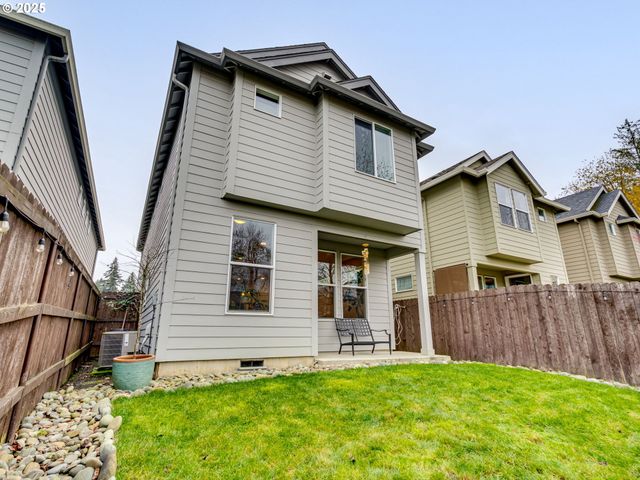 7016 S 11TH St, Ridgefield, WA 98642