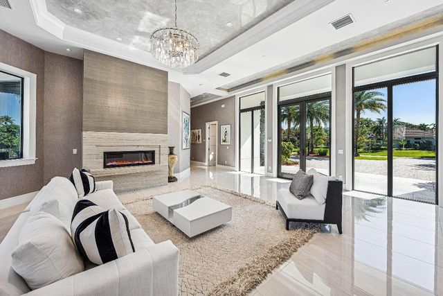 6773 Boniello Drive, Boca Raton, FL 33496