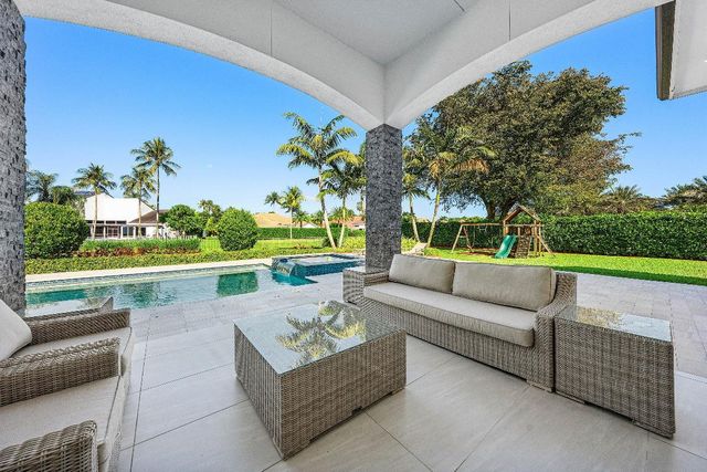 6773 Boniello Drive, Boca Raton, FL 33496