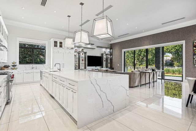 6773 Boniello Drive, Boca Raton, FL 33496