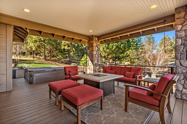 3363 NW Starview Drive, Bend, OR 97703