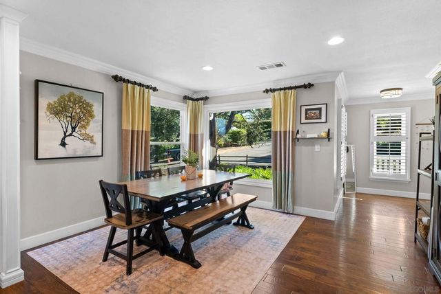 3045 Mary Ln, Escondido, CA 92025