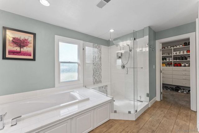 3045 Mary Ln, Escondido, CA 92025