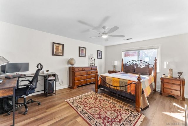 3045 Mary Ln, Escondido, CA 92025