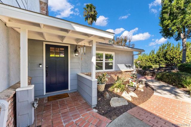 3045 Mary Ln, Escondido, CA 92025