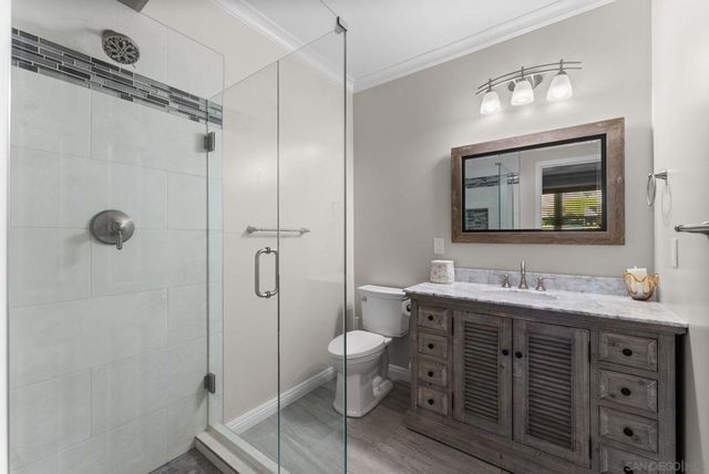 3045 Mary Ln, Escondido, CA 92025