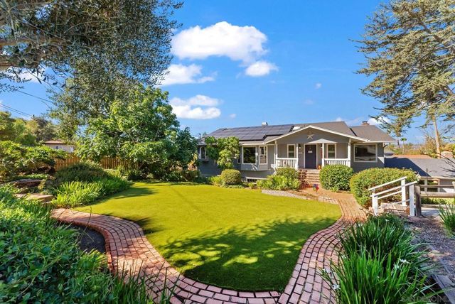 3045 Mary Ln, Escondido, CA 92025