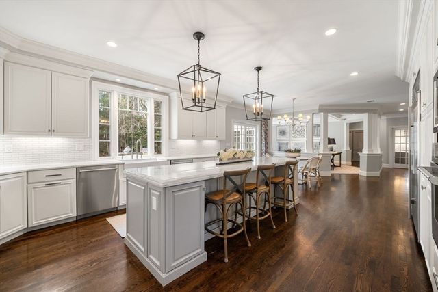 81 Montvale Road, Weston, MA 02493