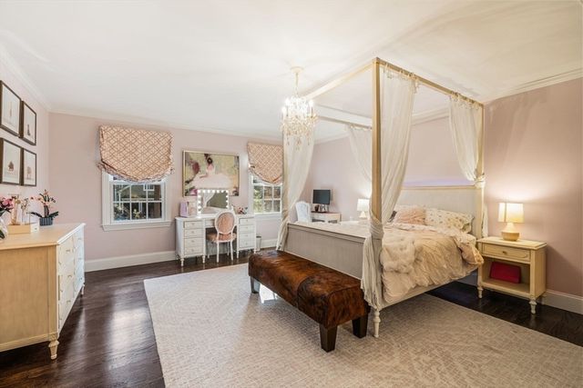 81 Montvale Road, Weston, MA 02493