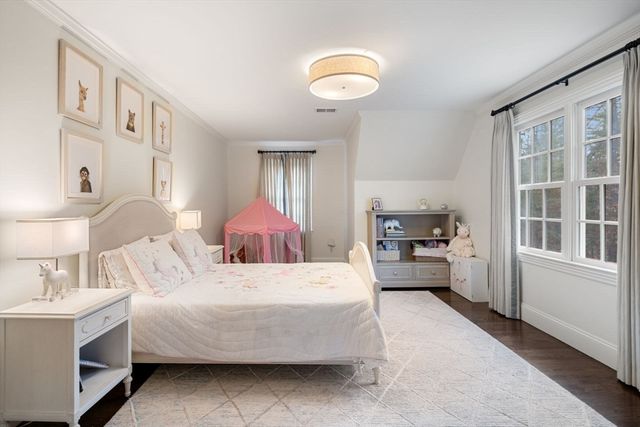 81 Montvale Road, Weston, MA 02493