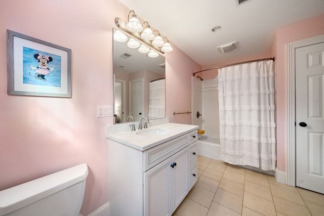 81 Montvale Road, Weston, MA 02493