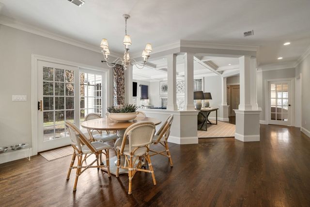 81 Montvale Road, Weston, MA 02493