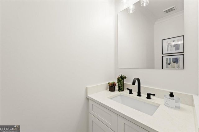 1270 Glen Eagle Drive, Greensboro, GA 30642