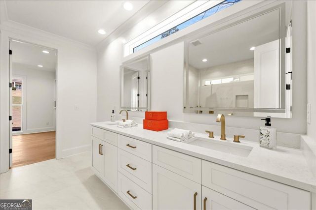 1270 Glen Eagle Drive, Greensboro, GA 30642